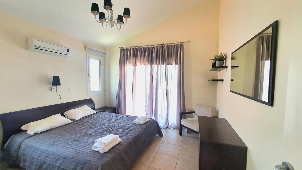 Villa Sofia Coral Bay Exteriér fotografie